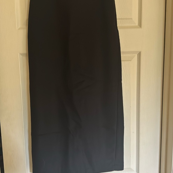 Zara - Picture 1 of 3